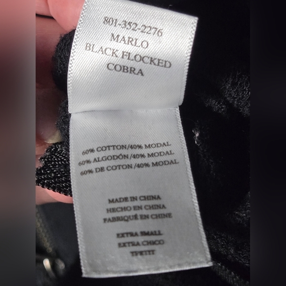 Rails Marlo Flocked Quiet Luxury Elevated Basic Crewneck Sweatshirt, XS - Picture 6 of 6